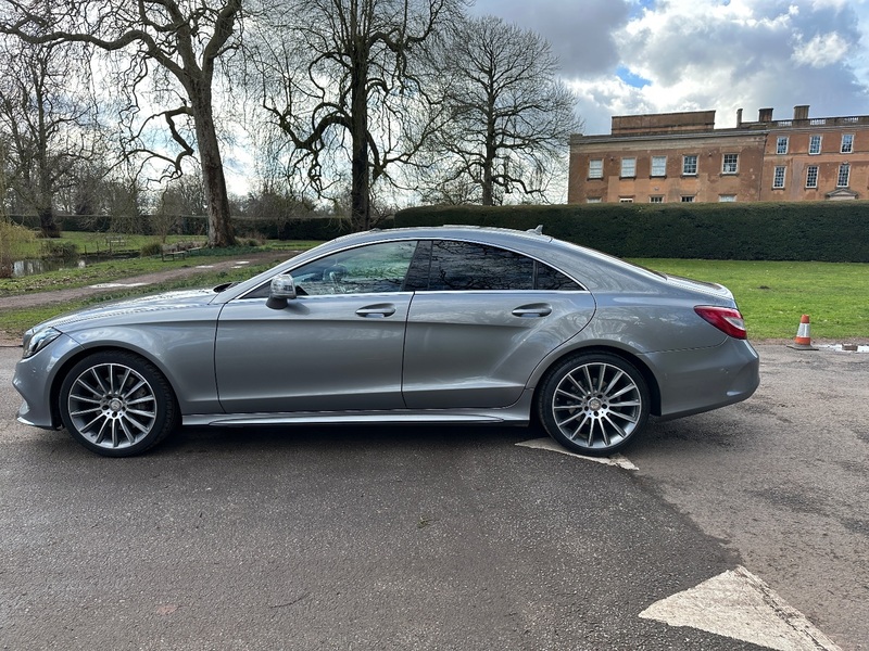 MERCEDES-BENZ CLS