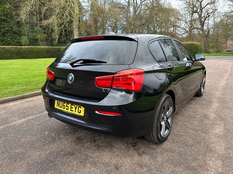 BMW 1 SERIES