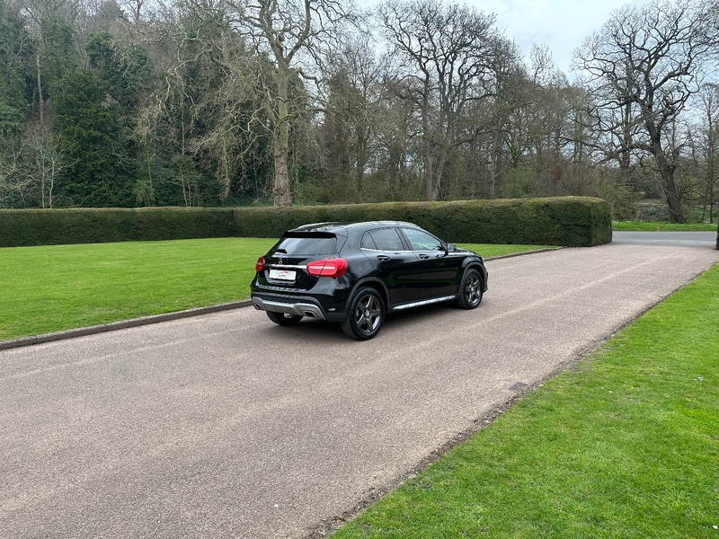 MERCEDES-BENZ GLA CLASS