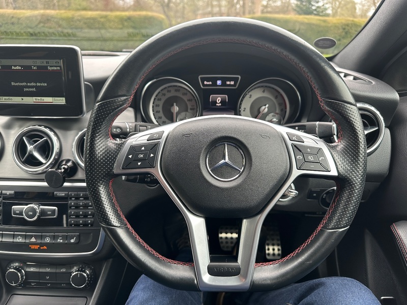 MERCEDES-BENZ GLA CLASS