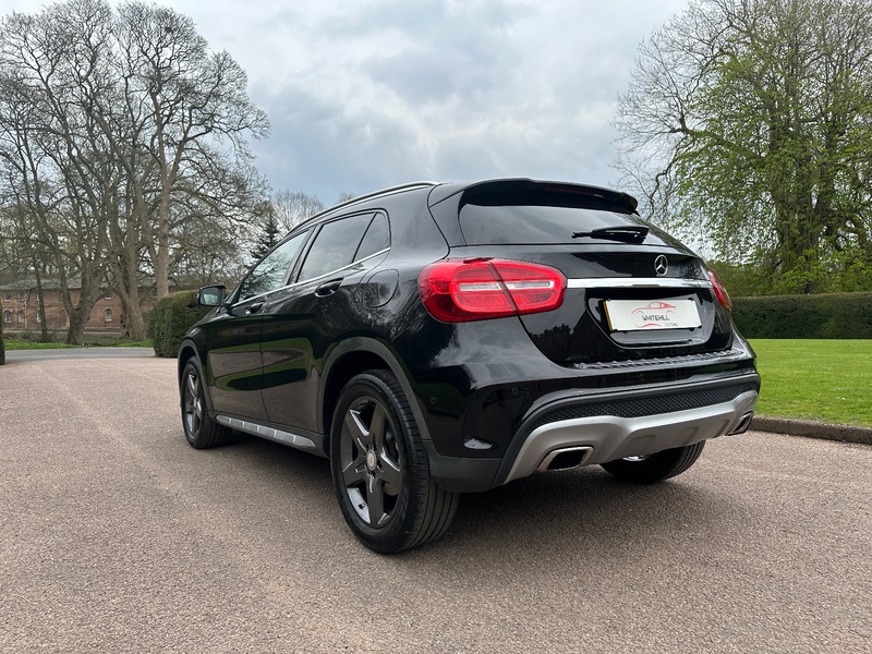 MERCEDES-BENZ GLA CLASS