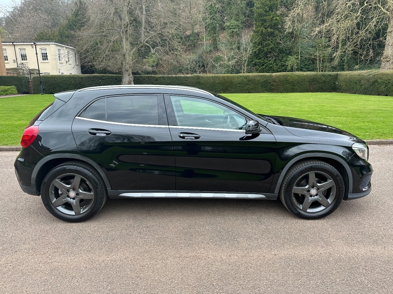 MERCEDES-BENZ GLA CLASS